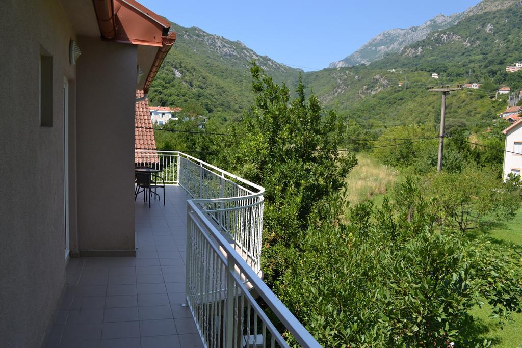 Apartments Lalevic Donji Morinj Exteriér fotografie